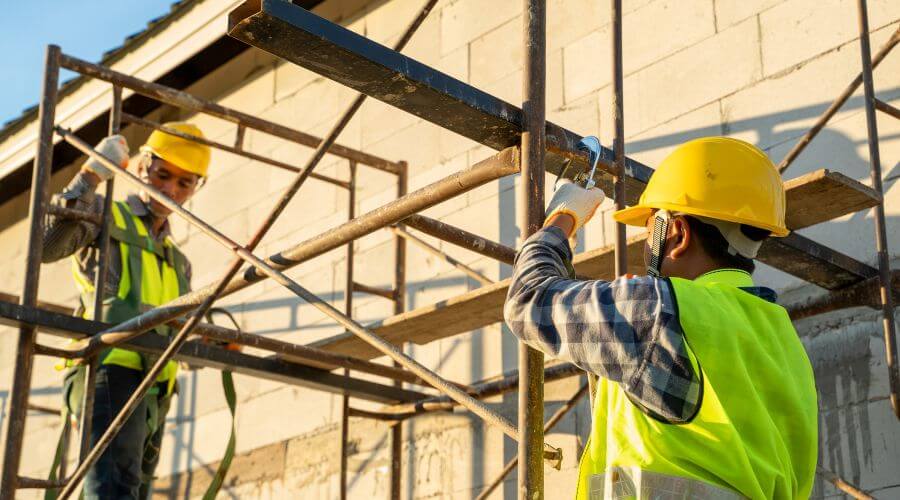 Professional gutter cleaning in Jonesville, LA
